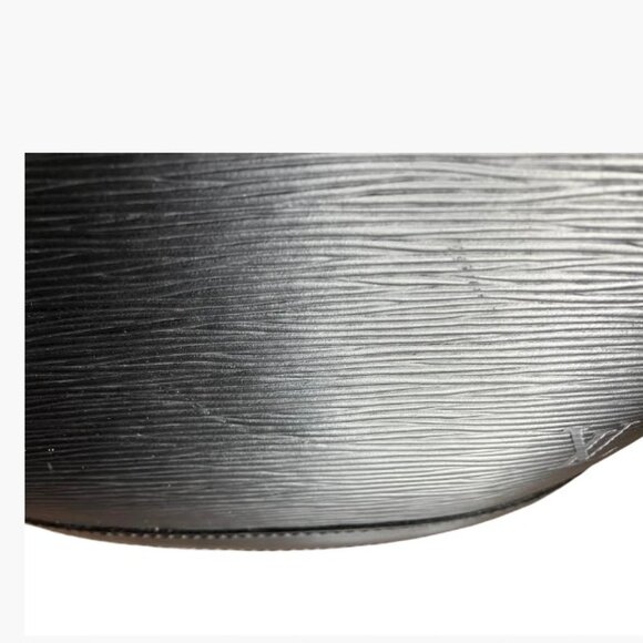 Louis Vuitton Epi Saint Jacques PM Vintage Handbag with COA Very Good Condition - Picture 3 of 15